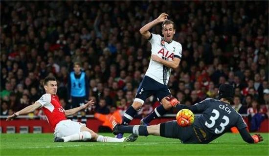 供了舞台 供了舞台